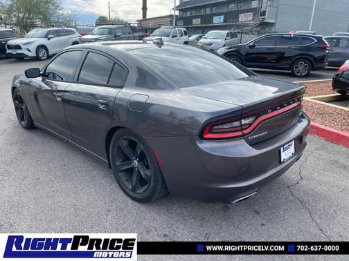 2016 Dodge Charger SXT