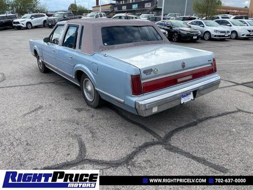1987 Lincoln Town Car 