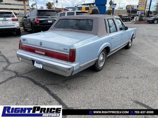 1987 Lincoln Town Car 