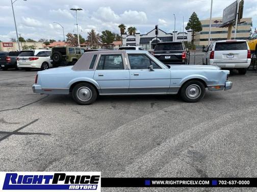 1987 Lincoln Town Car 