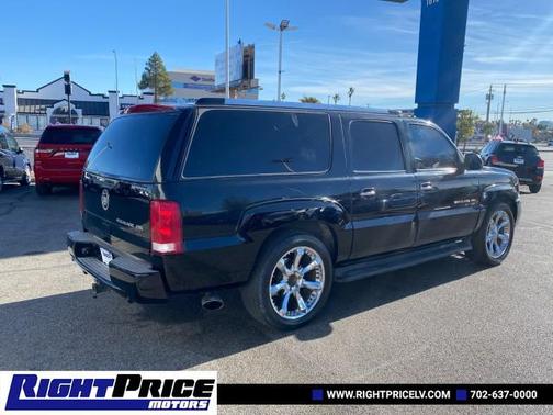 2004 Cadillac Escalade ESV Base