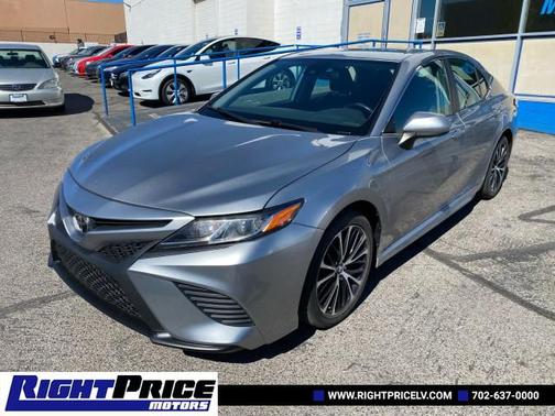 2019 Toyota Camry SE