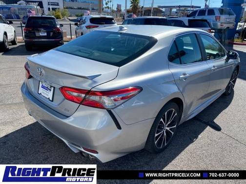2019 Toyota Camry SE