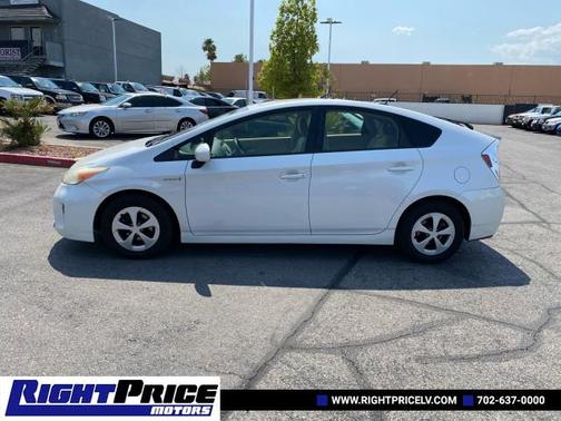 2014 Toyota Prius Three