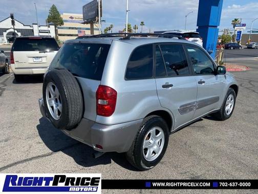 2004 Toyota RAV4 Base