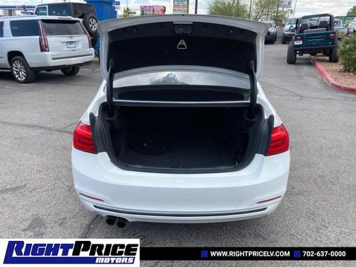 2018 BMW 330 330i