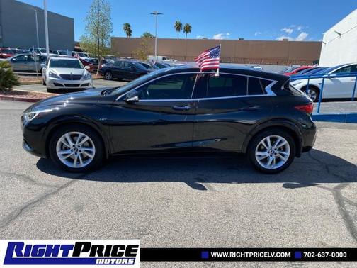 2019 INFINITI QX30 ESSENTIAL