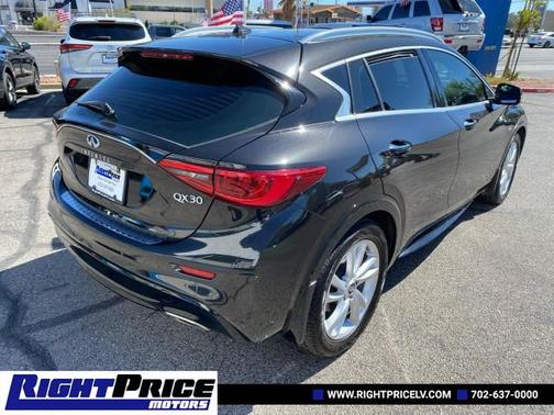 2019 INFINITI QX30 ESSENTIAL