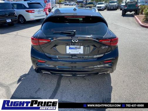 2019 INFINITI QX30 ESSENTIAL