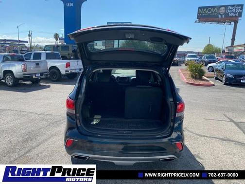 2017 Hyundai SANTA FE SE