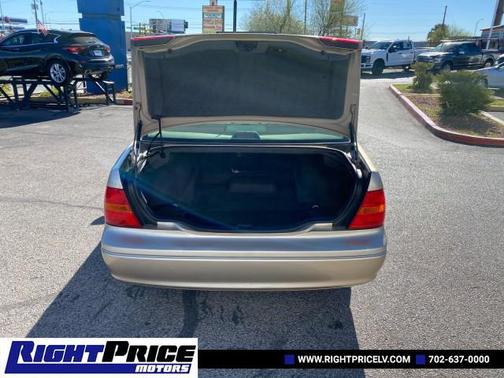 2001 Lexus LS 430 Base