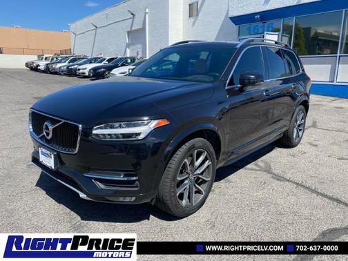 2016 Volvo XC90 T6 Momentum