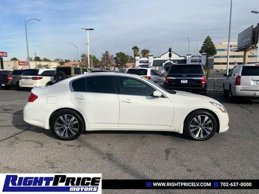 2013 INFINITI G37x Base