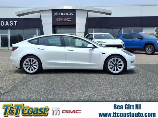 2022 Tesla Model 3 Long Range