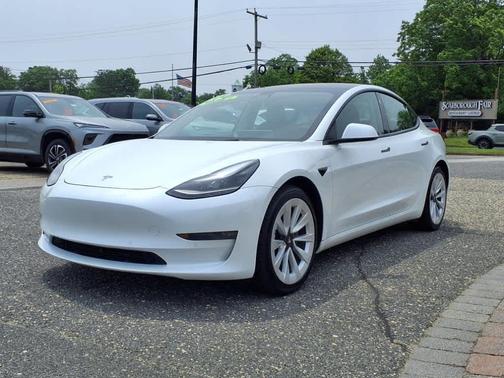 2022 Tesla Model 3 Long Range