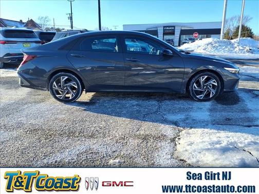 2025 Hyundai ELANTRA SEL Sport