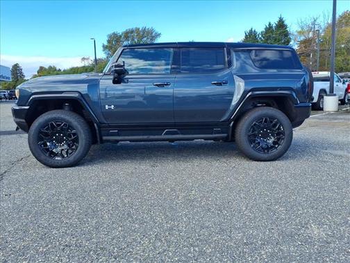 2026 GMC HUMMER EV SUV 2X