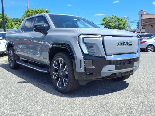2025 GMC Sierra EV Denali