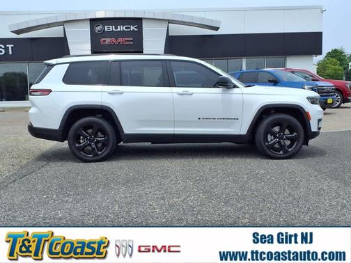 2023 Jeep Grand Cherokee L Laredo