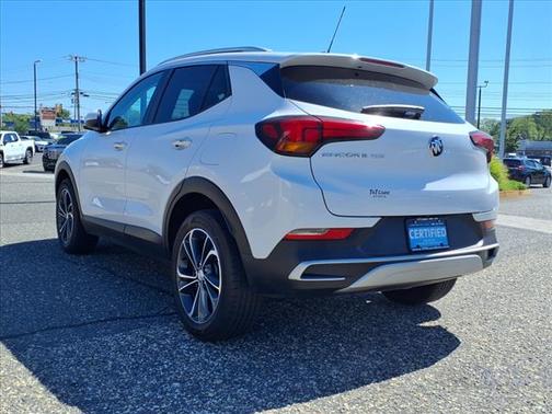 2022 Buick Encore GX Select