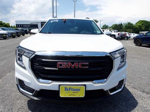 White 2024 GMC Terrain SLE