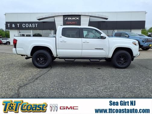 2022 Toyota Tacoma SR5