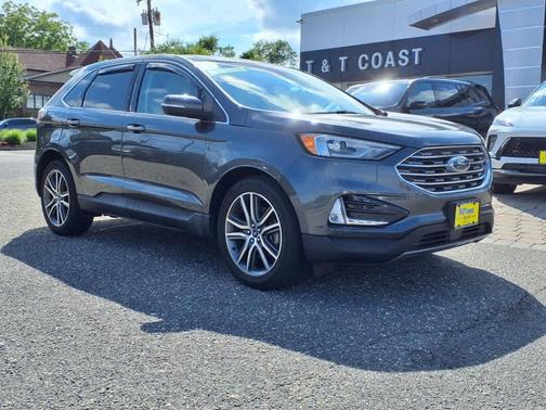 2019 Ford Edge Titanium