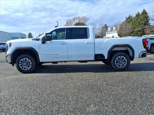 2026 GMC Sierra 2500 SLE