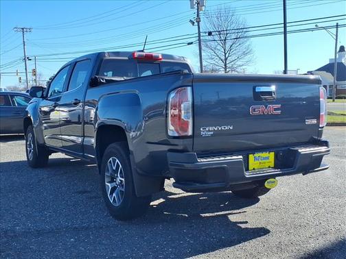 Gray 2016 GMC Canyon SLE