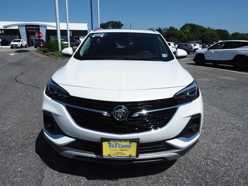 White 2023 Buick Encore GX Essence