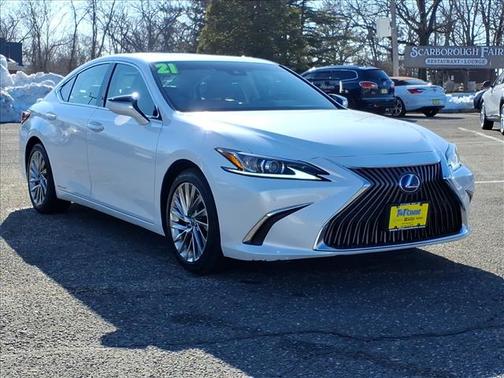 2021 Lexus ES 300h Luxury