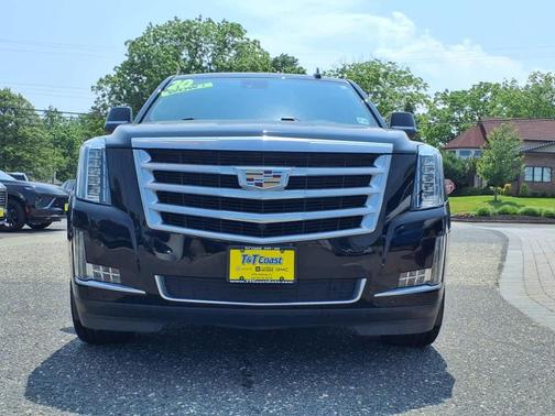 2020 Cadillac Escalade Luxury