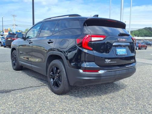 2022 GMC Terrain AT4