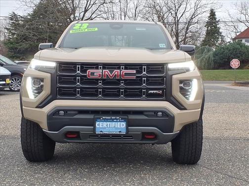 2023 GMC Canyon AT4