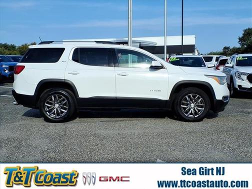 2017 GMC Acadia SLT-1