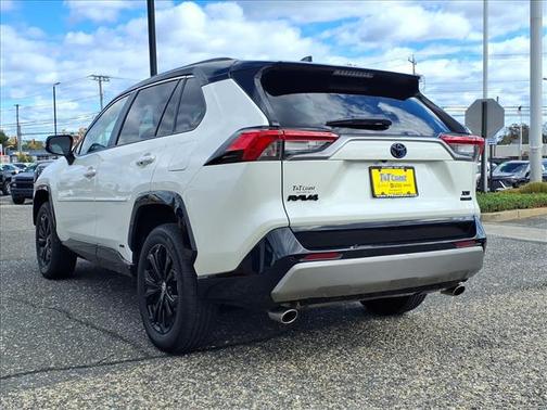2022 Toyota RAV4 Hybrid XSE