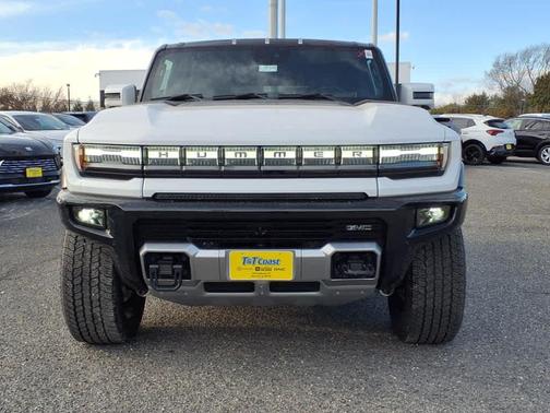 2025 GMC HUMMER EV SUV 2X
