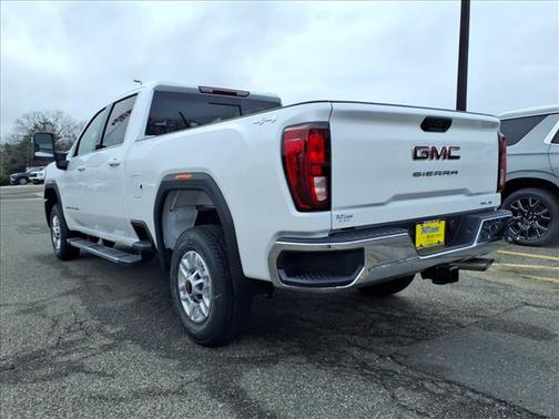 2026 GMC Sierra 2500 SLE