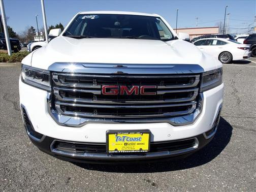 White 2023 GMC Acadia SLE