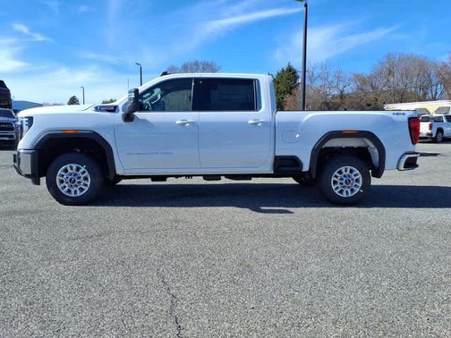 2025 GMC Sierra 2500 SLE