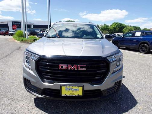 Gray 2023 GMC Terrain SLE