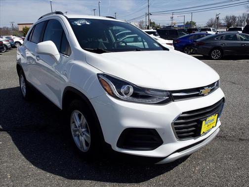 White 2020 Chevrolet Trax LT