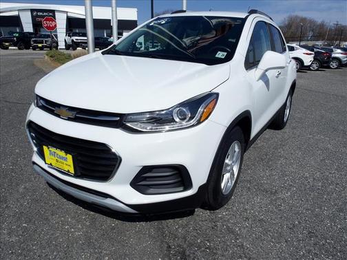 White 2020 Chevrolet Trax LT