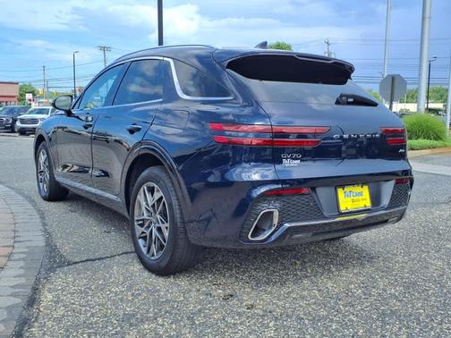 2023 Genesis GV70 2.5T