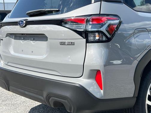 2025 Subaru Forester Hybrid Premium