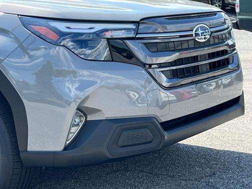 2025 Subaru Forester Hybrid Premium