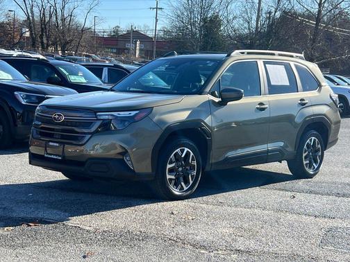 2025 Subaru Forester Premium