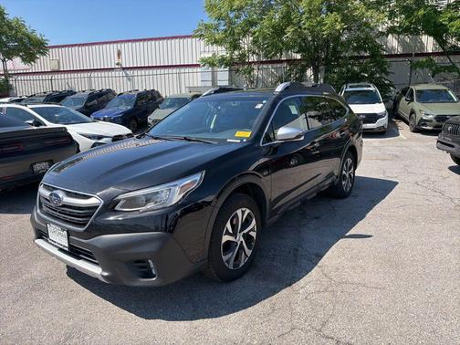 Crystal Black Silica 2022 Subaru Outback Touring