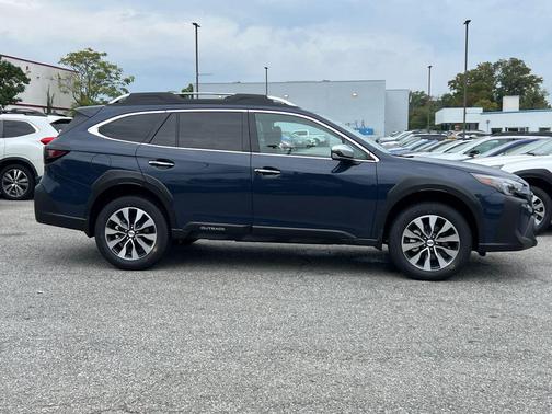 2025 Subaru Outback Touring XT