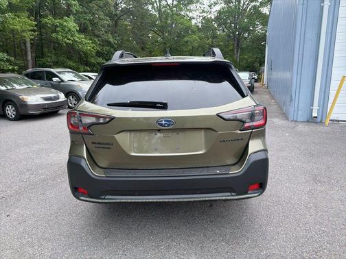 Autumn Green Metallic 2024 Subaru Outback Onyx Edition